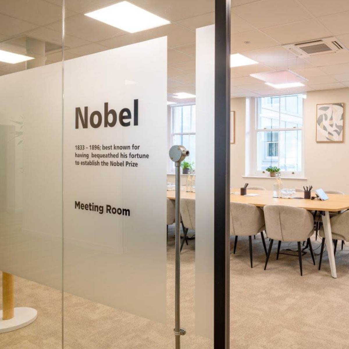 Meeting Room for 20 Attendees in Tottenham Court Road - Nobel in London Image in Fitzrovia, London, ENG