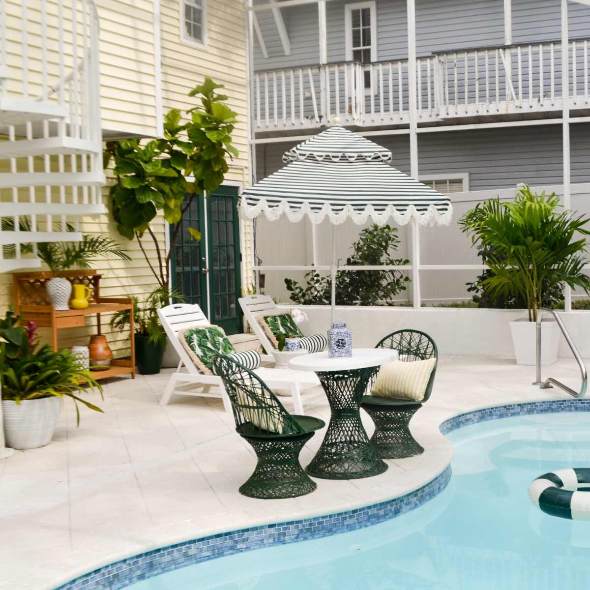 Palm Beach Inspired Pool Lanai in Palm Harbor Image in Palm Harbor, Palm Harbor, FL