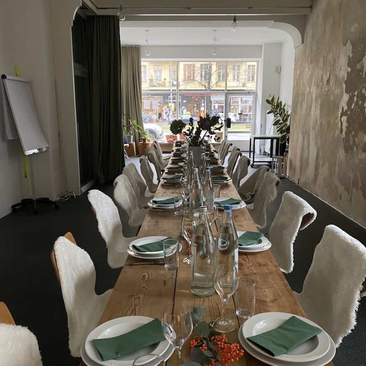 sustainable-urban-event-space-berlin-production-peerspace