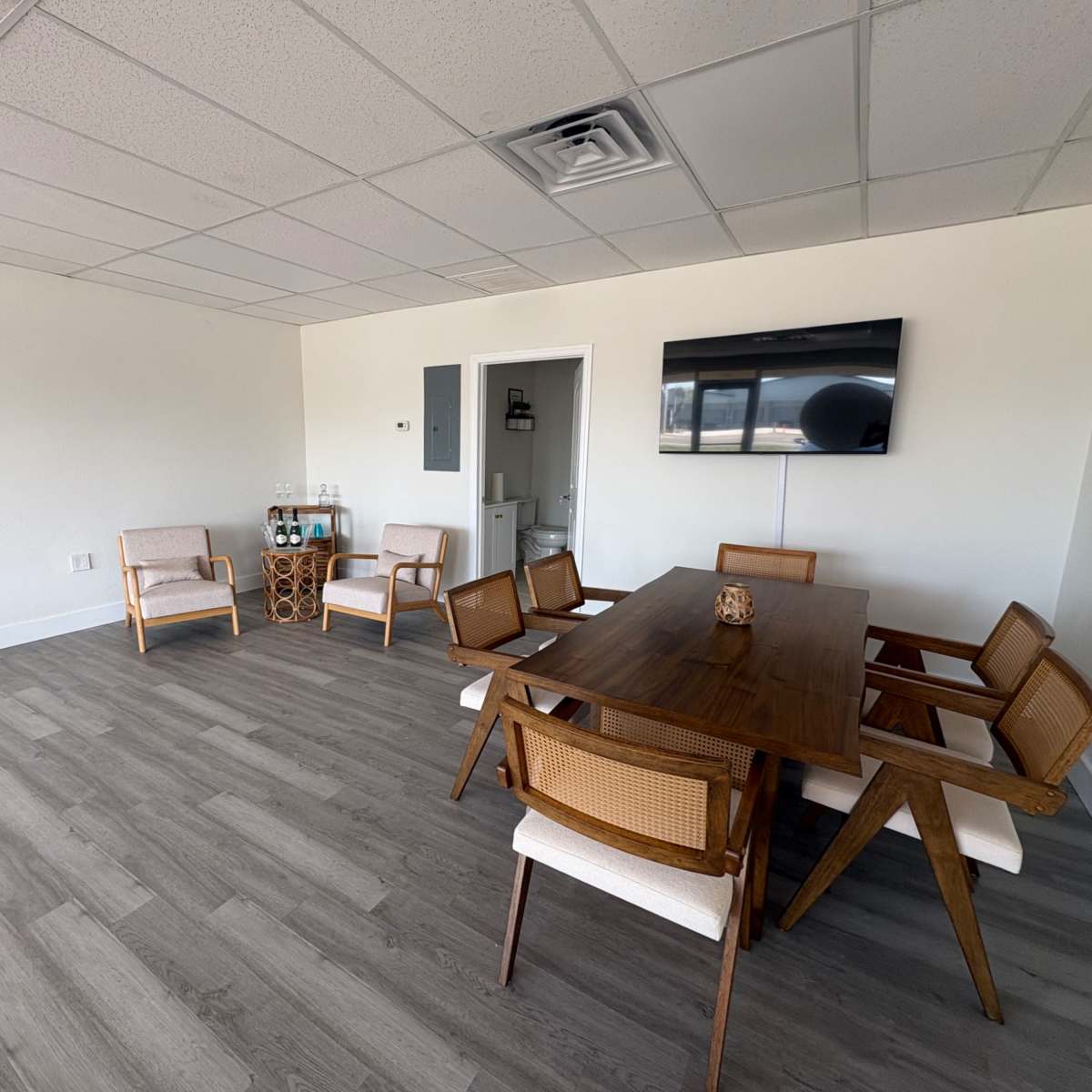 Seaside Space perfect for meetings or workshops! in Satellite Beach Image in Satellite Beach, Satellite Beach, FL