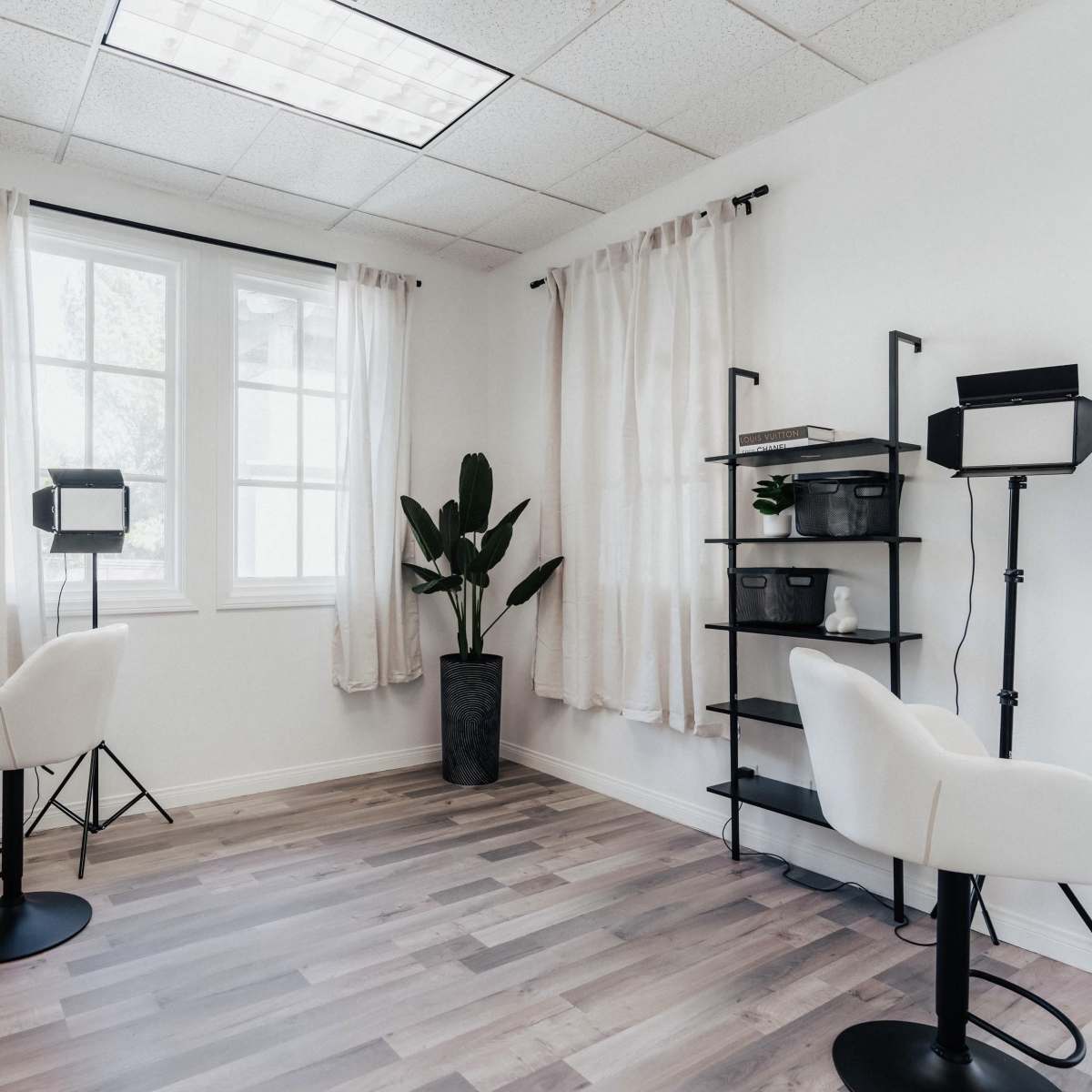 Modern studio with multiple creative spaces in Fallbrook Image in Fallbrook, Fallbrook, CA