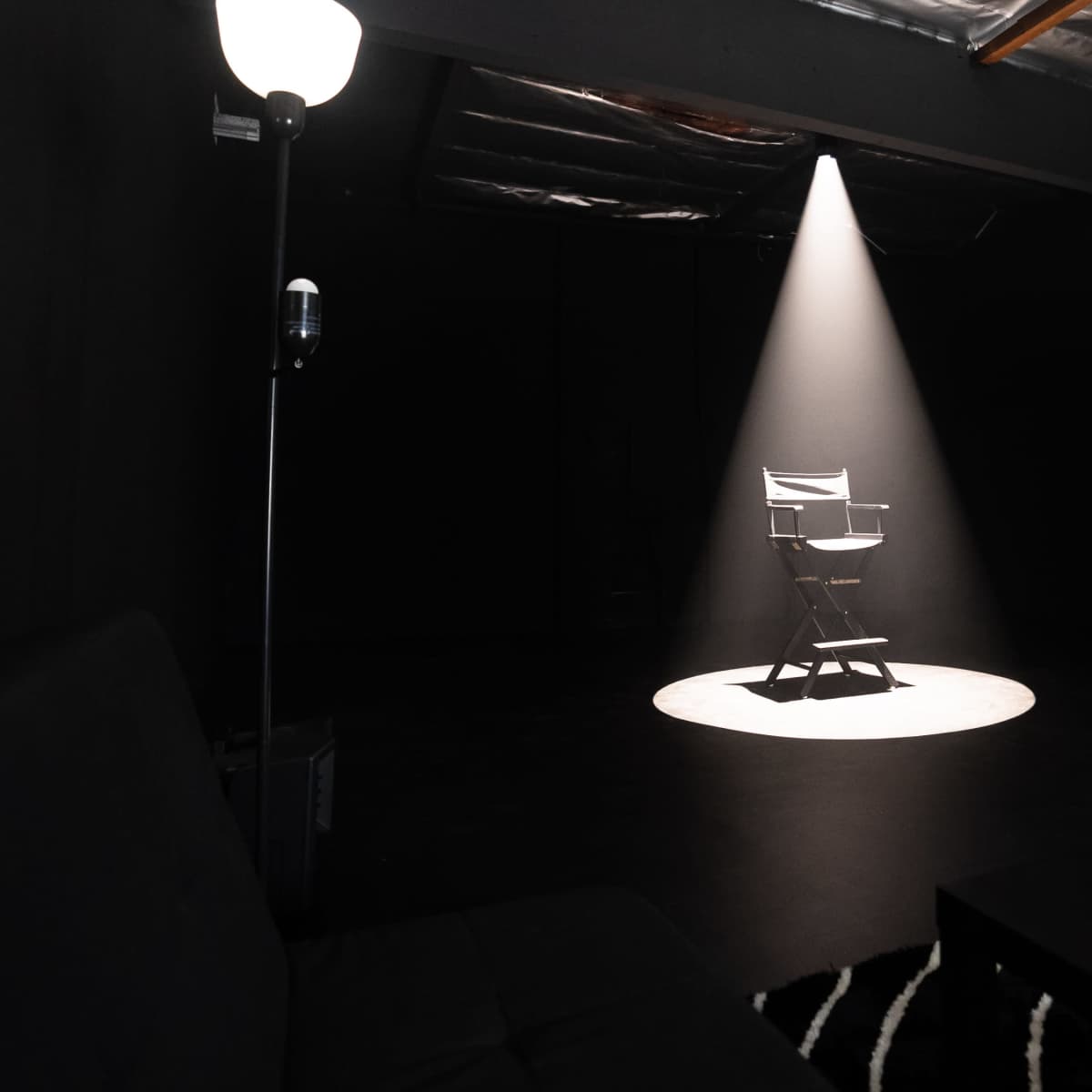 Spotlight photo studio top