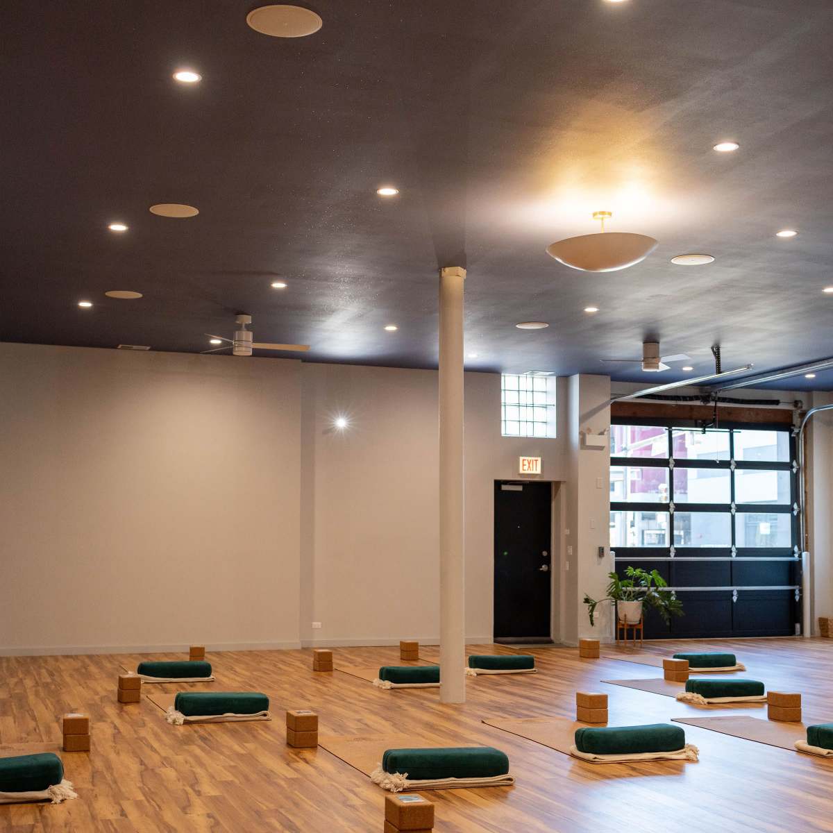 Bright, Artistic Wellness Studio & Spa – Perfect for Photoshoots, Events & Workshops in Chicago Image in Near West Side, Chicago, IL