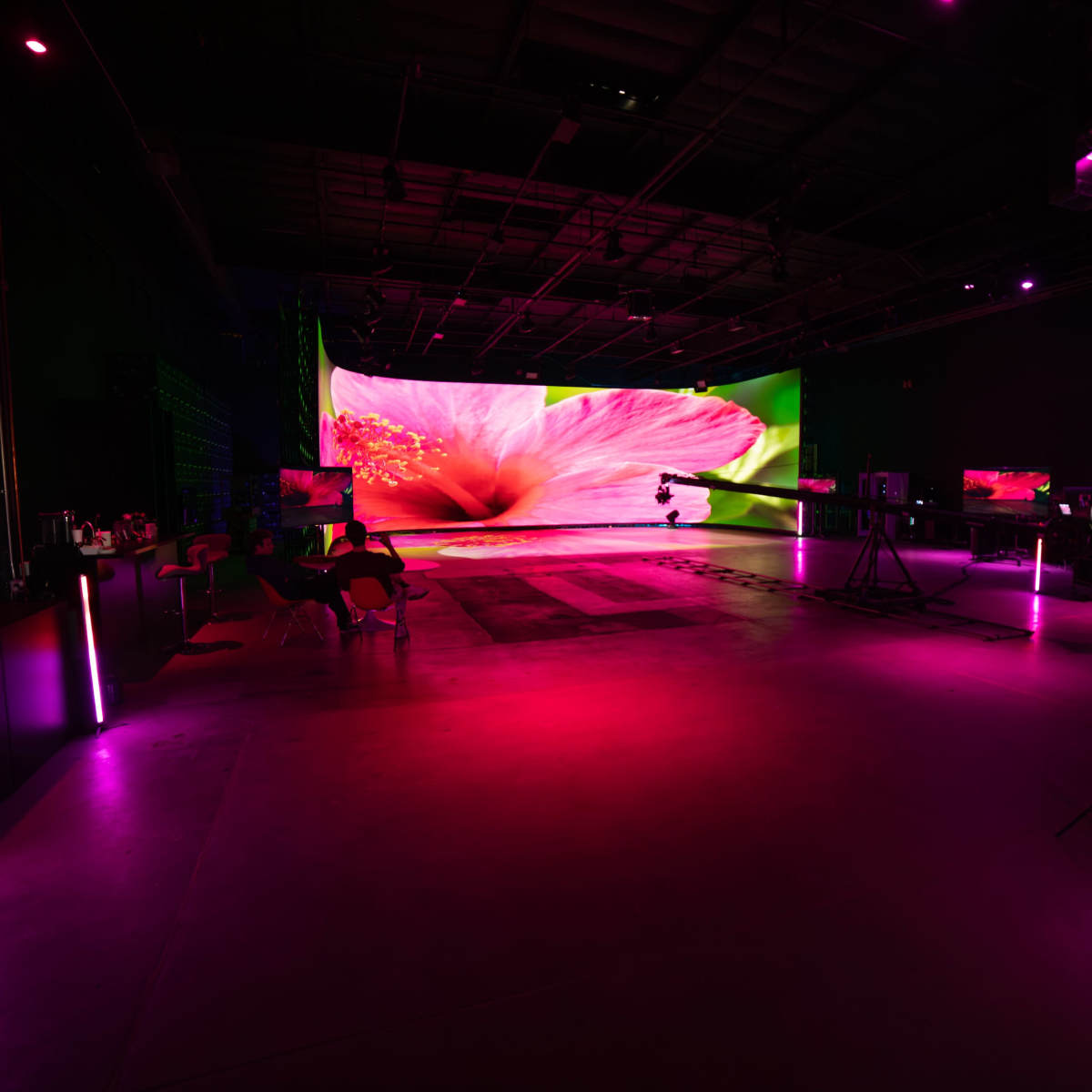 Burbank Premium XR Stage Virtual Production LED Wall Studio, Burbank ...