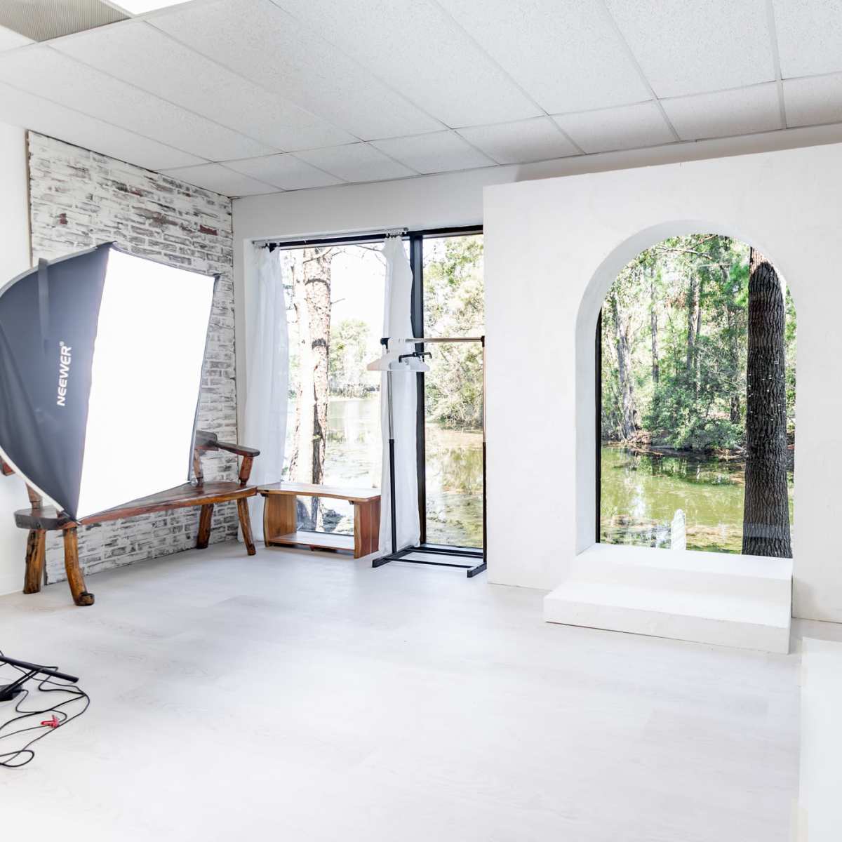 Natural Light Photoshoot Space in Humble Area in Kingwood Image in Greenwood Lake, Kingwood, TX