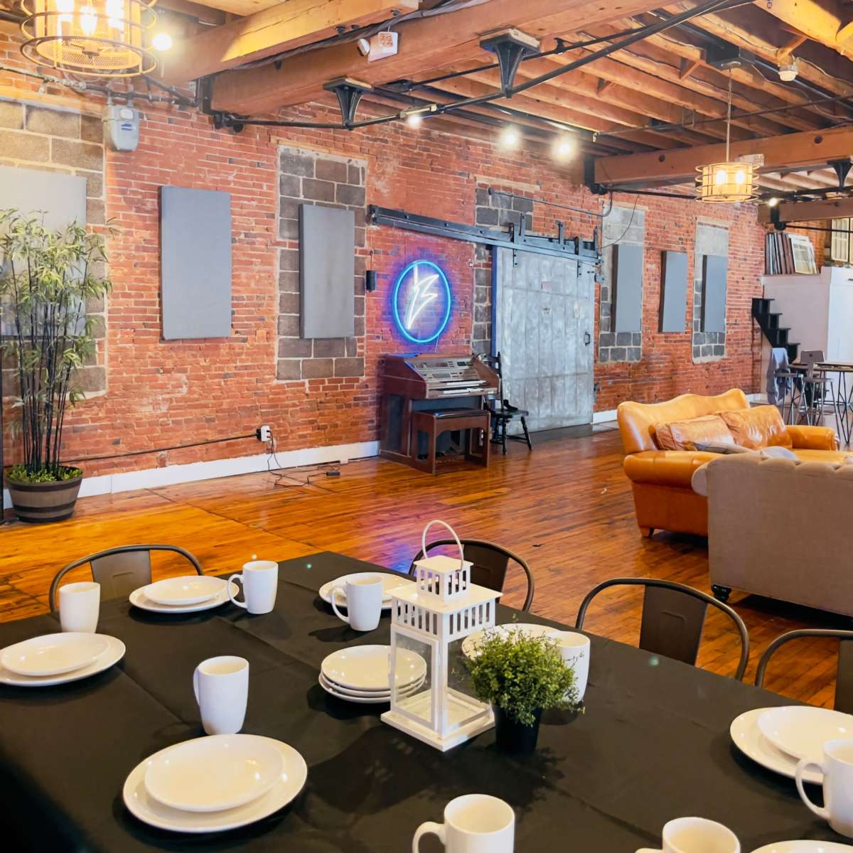 Stylish Loft with Stage in Philadelphia Image in North Philadelphia, Philadelphia, PA