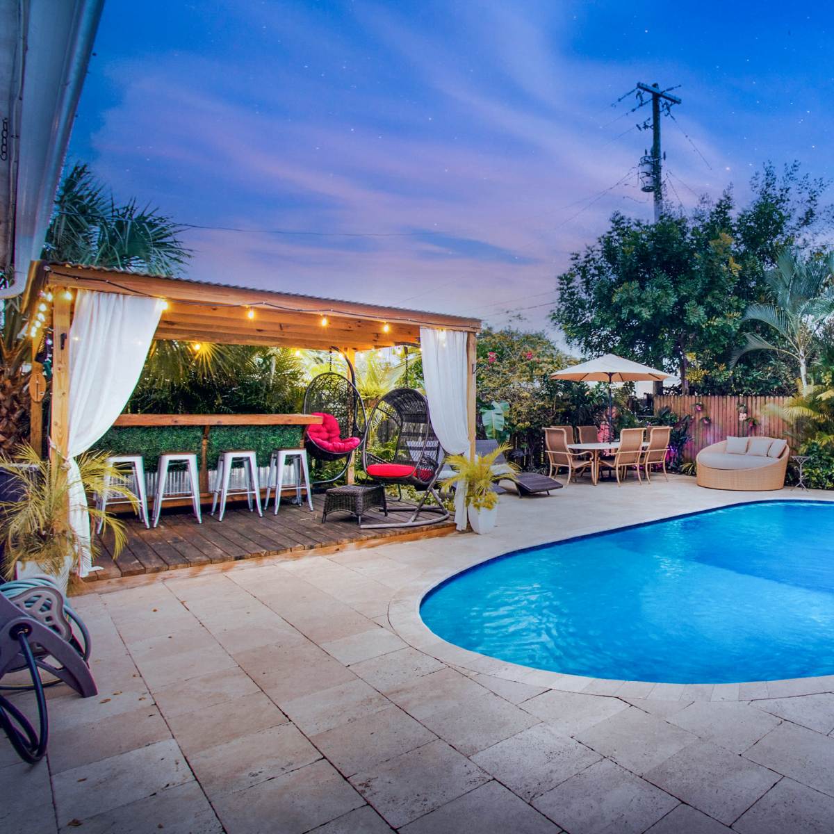 🌴3BR HEATED and Salt Water Pool Home | FTL Airport/Beaches/Las Olas in Fort Lauderdale, FL Image in South Fort Lauderdale, Fort Lauderdale, FL, FL