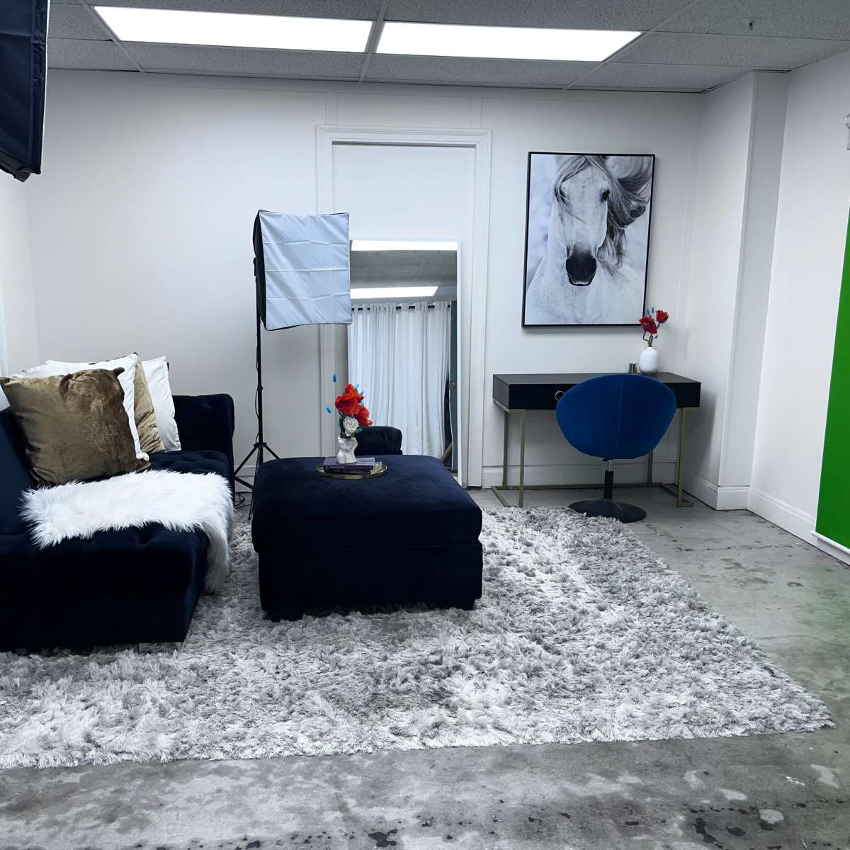 LA PHOTO STUDIO & CONTENT CREATION SPACE, Los Angeles, CA | Production ...