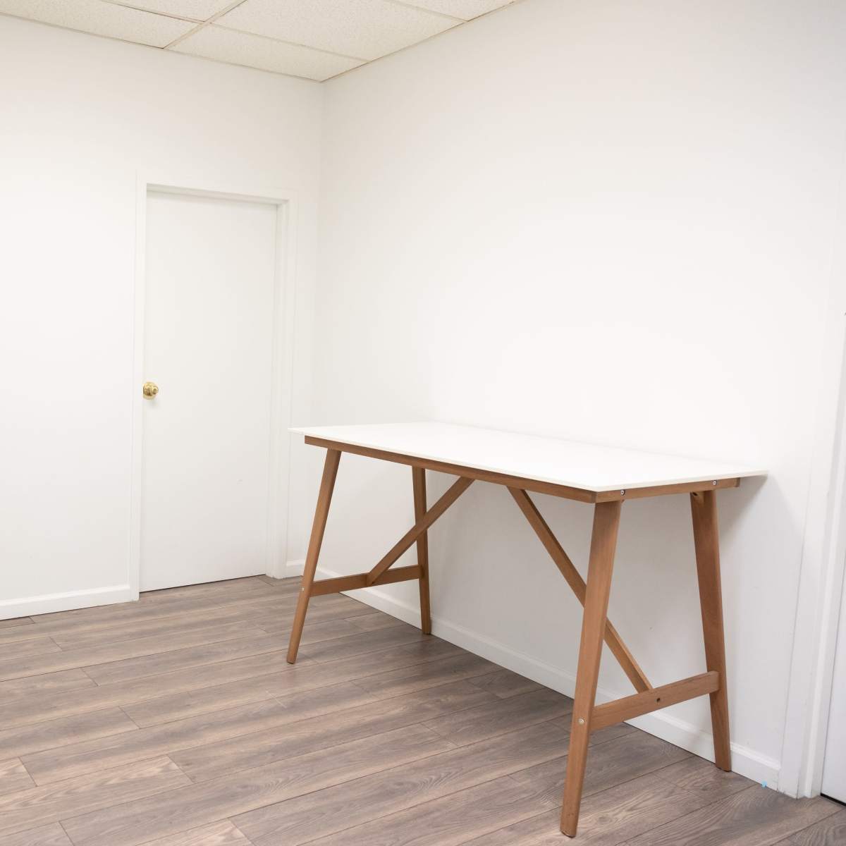 Elegant Hideaway Content Studio: A Modern, Intimate Space in Trainer Image in Trainer, Trainer, PA