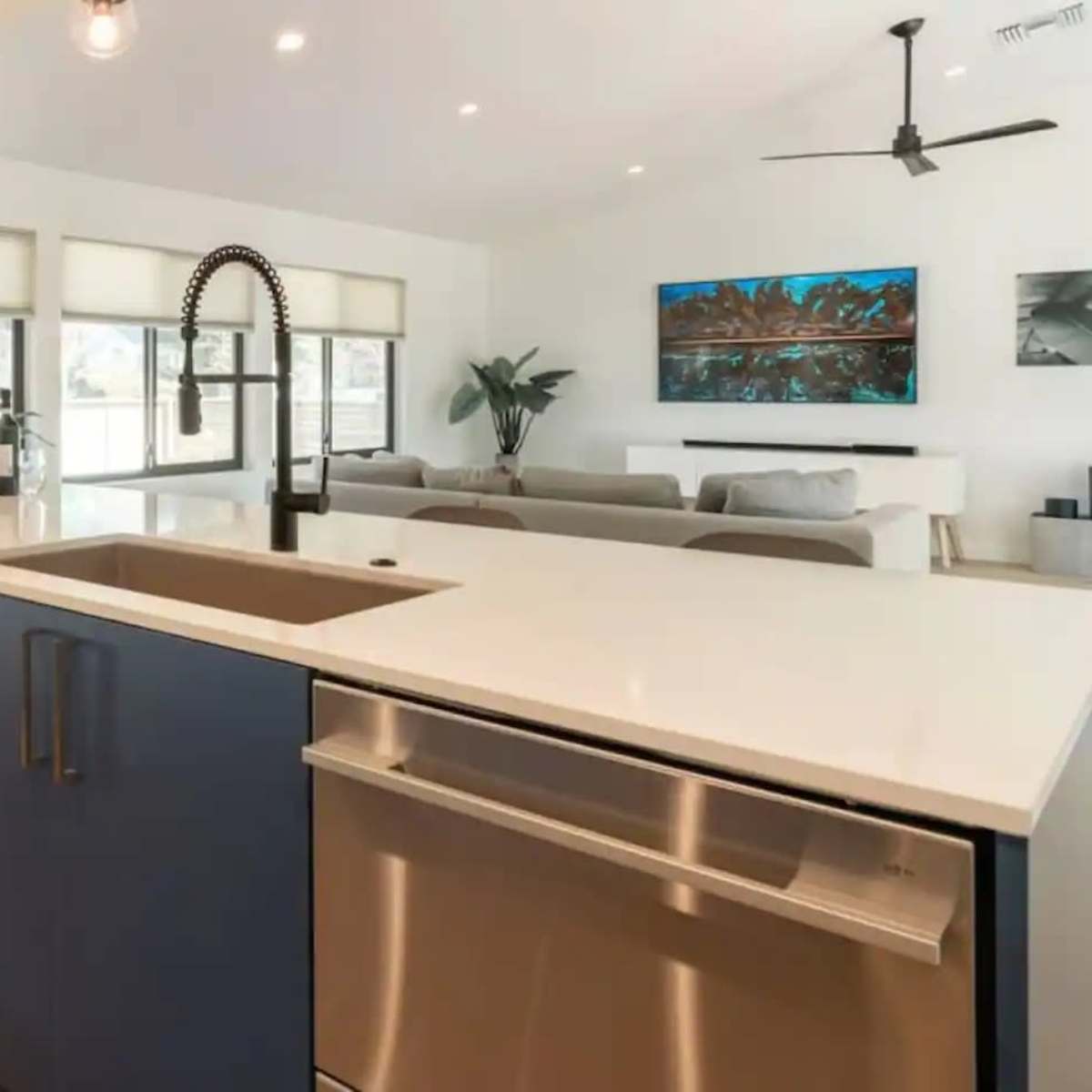 Stunning Modern Home in Hip Enclave near DT Orlando in Orlando Image in Park Lake/Highland, Orlando, FL