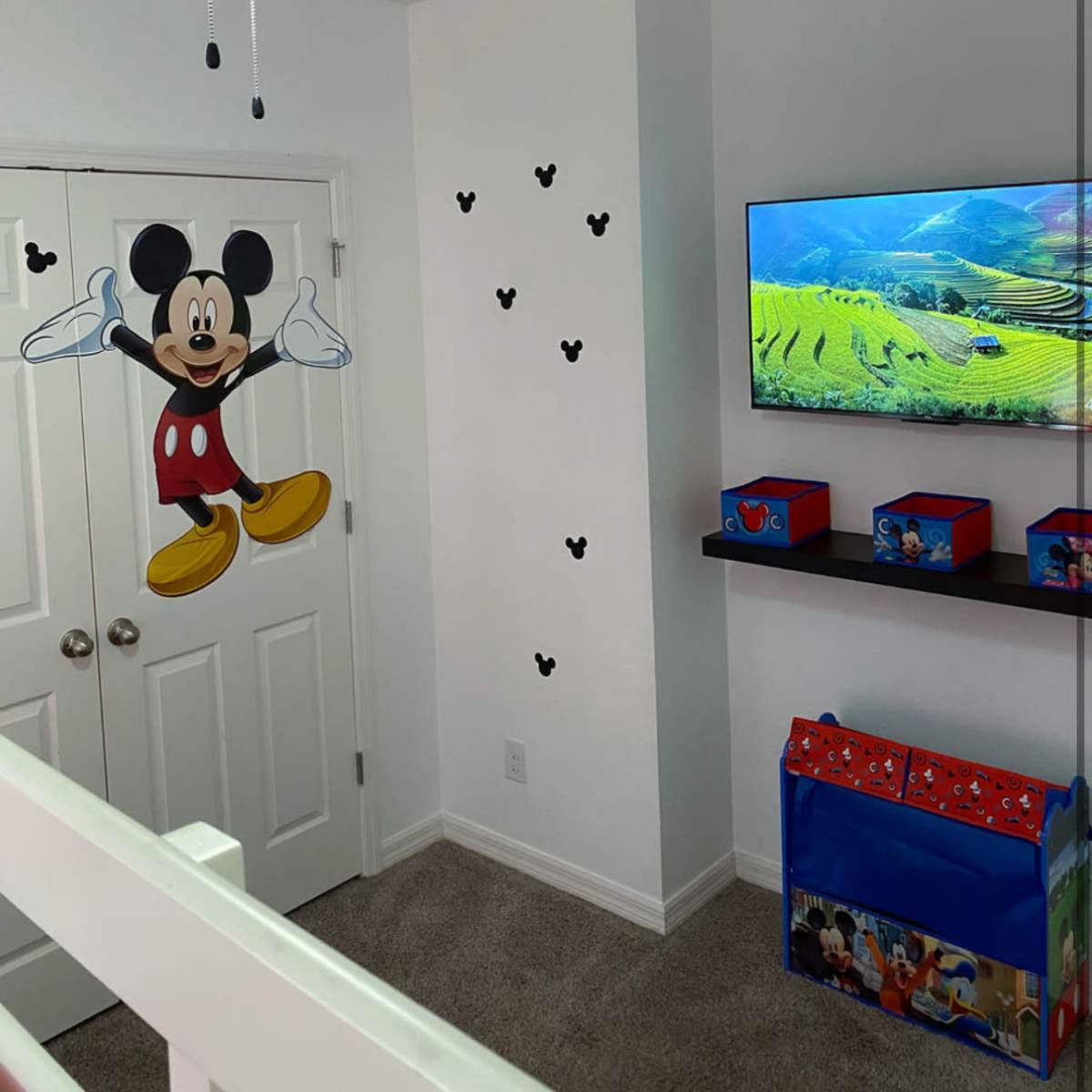 Exquisite Luxury Content Room in Davenport Image in , Davenport, FL
