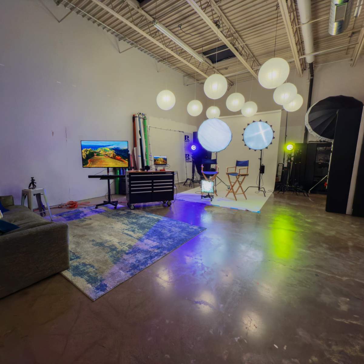 Downtown Industrial Production Space for Motion & Stills with Amenities in Minneapolis Image in Central Minneapolis, Minneapolis, MN