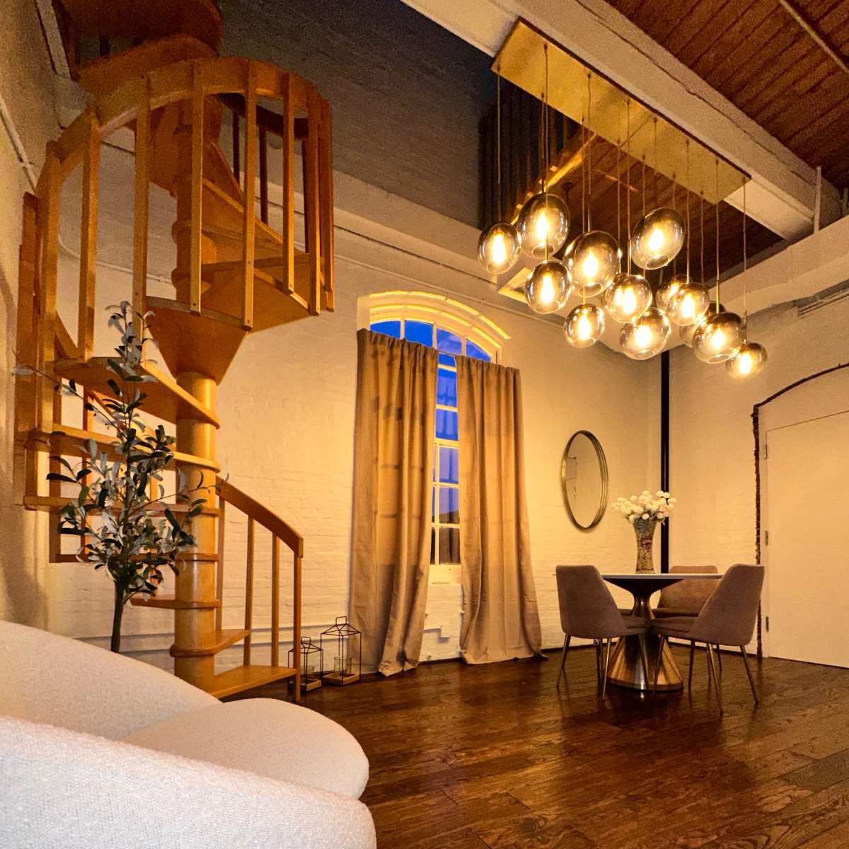 Modern Cozy & Quaint Meeting Space in Savage Image in Savage, Savage, MD