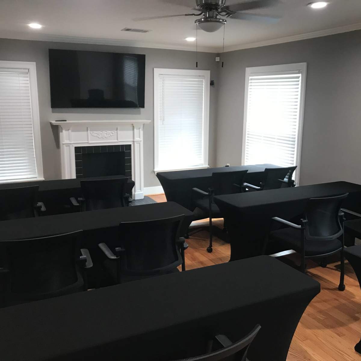 Museum District/Midtown/3rd Ward Training Room in Houston Image in Museum Park, Houston, TX