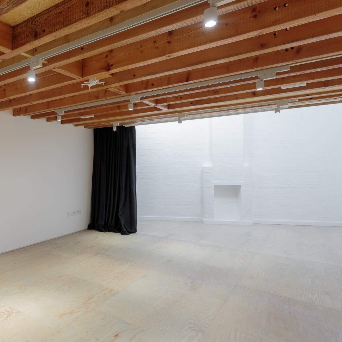 Large, Bright Gallery & Event Space - Whole Space in London Image in Holborn, London, ENG