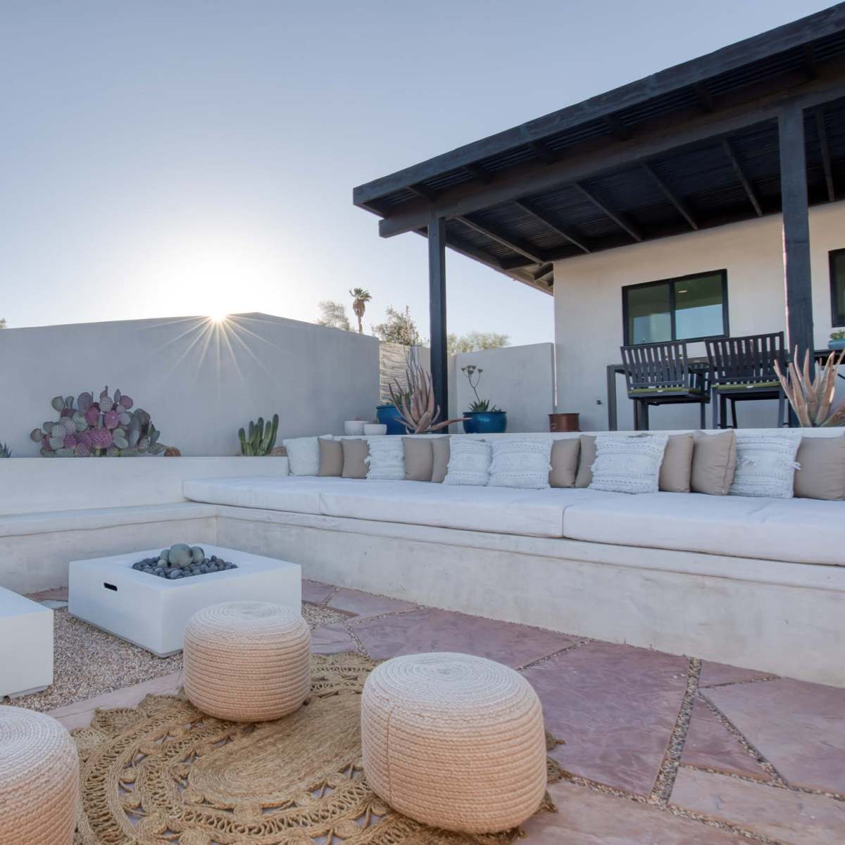 Desert Villa on 5 acres with pool and spa and mountain/desert views in Joshua tree Image in , Joshua tree, CA