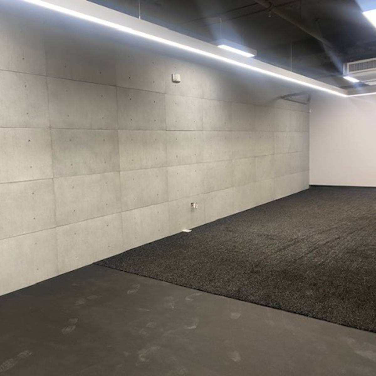Spacious Downtown Studio with Fitness Area in sacramento Image in Central Business District, sacramento, CA
