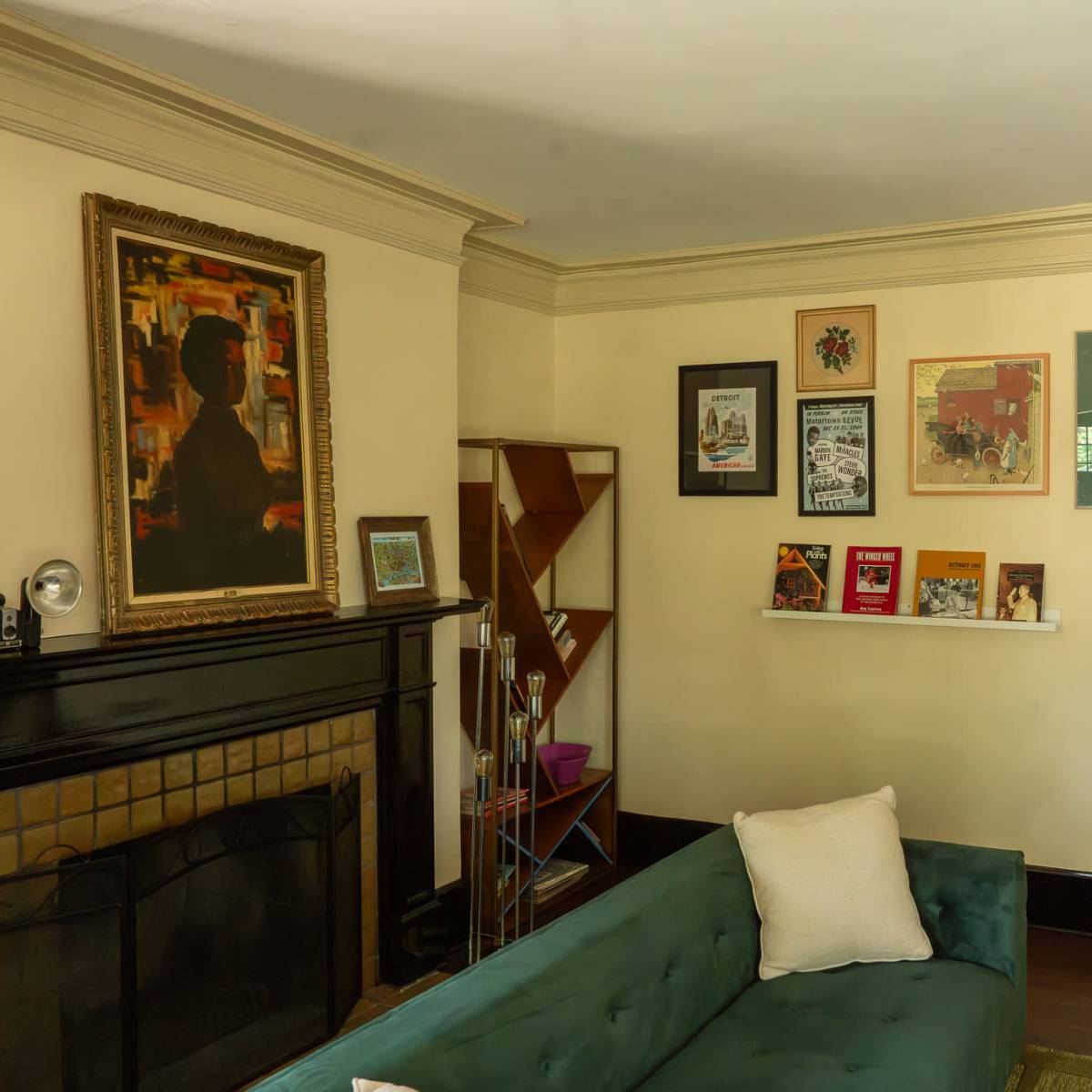 Period Home w/modern amenities in Detroit Image in Dexter Linwood, Detroit, MI