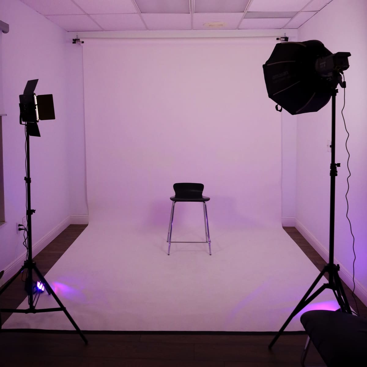 NEW Minimal photo/video studio in Orlando in Orlando Image in Oak Ridge, Orlando, FL