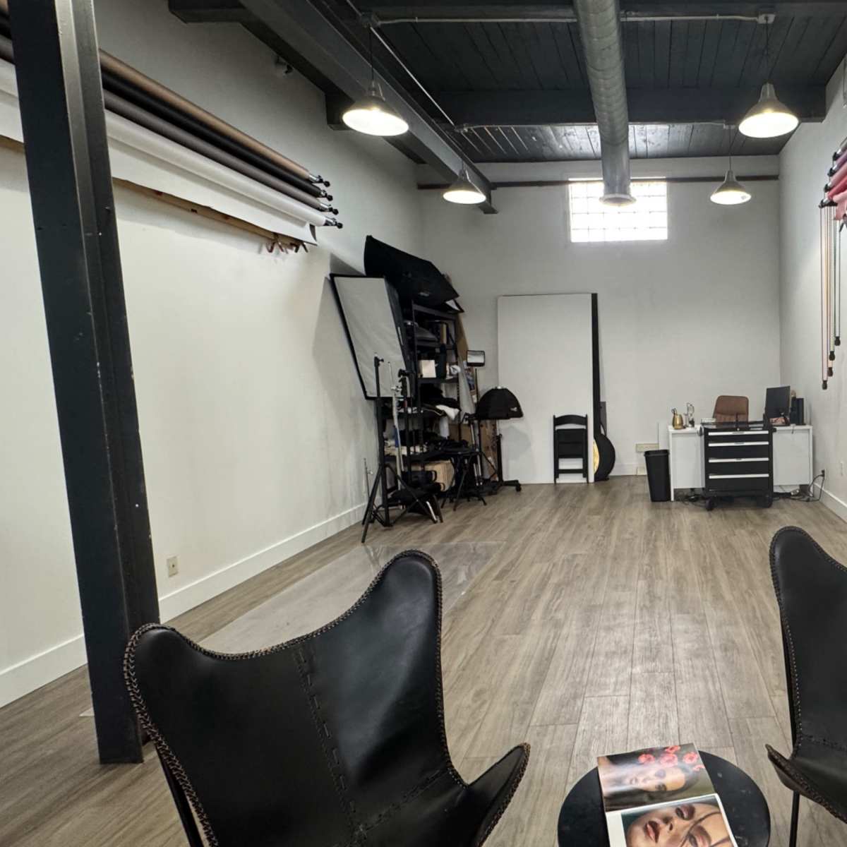 Ferndale Photo Studio with Lighting and Grip Equipment in Ferndale Image in Ferndale, Ferndale, MI