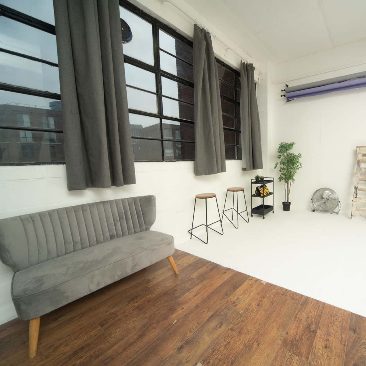 Birmingham city centre infinity cove photo studio in BIRMINGHAM Image in Digbeth, BIRMINGHAM, ENG