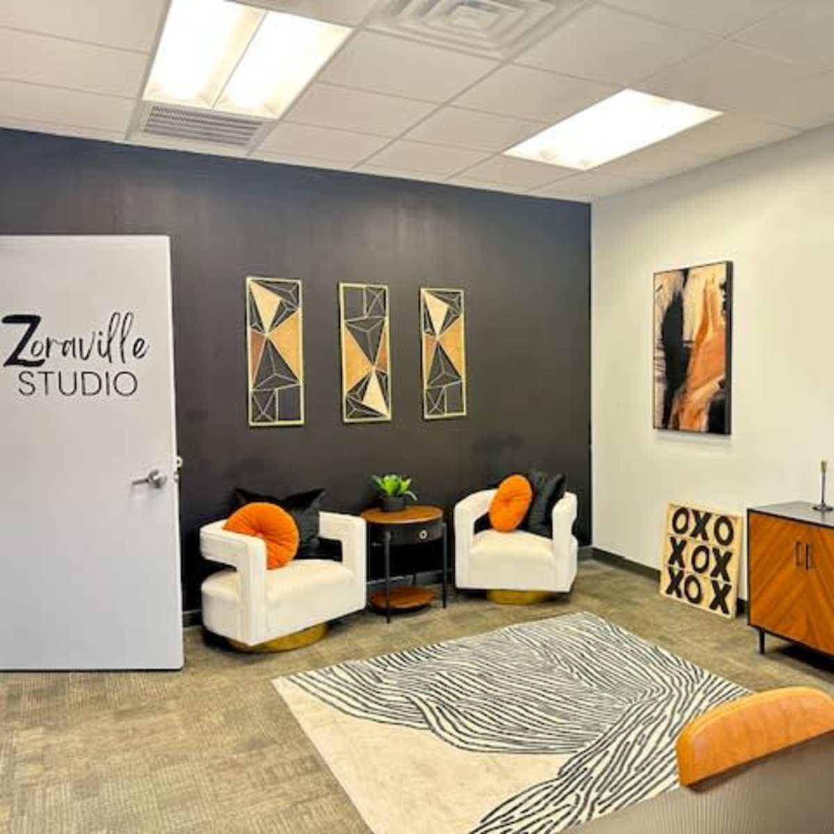 Downtown Winter Haven Modern Meeting & Interview Space in Winter Haven Image in Winter Haven, Winter Haven, FL