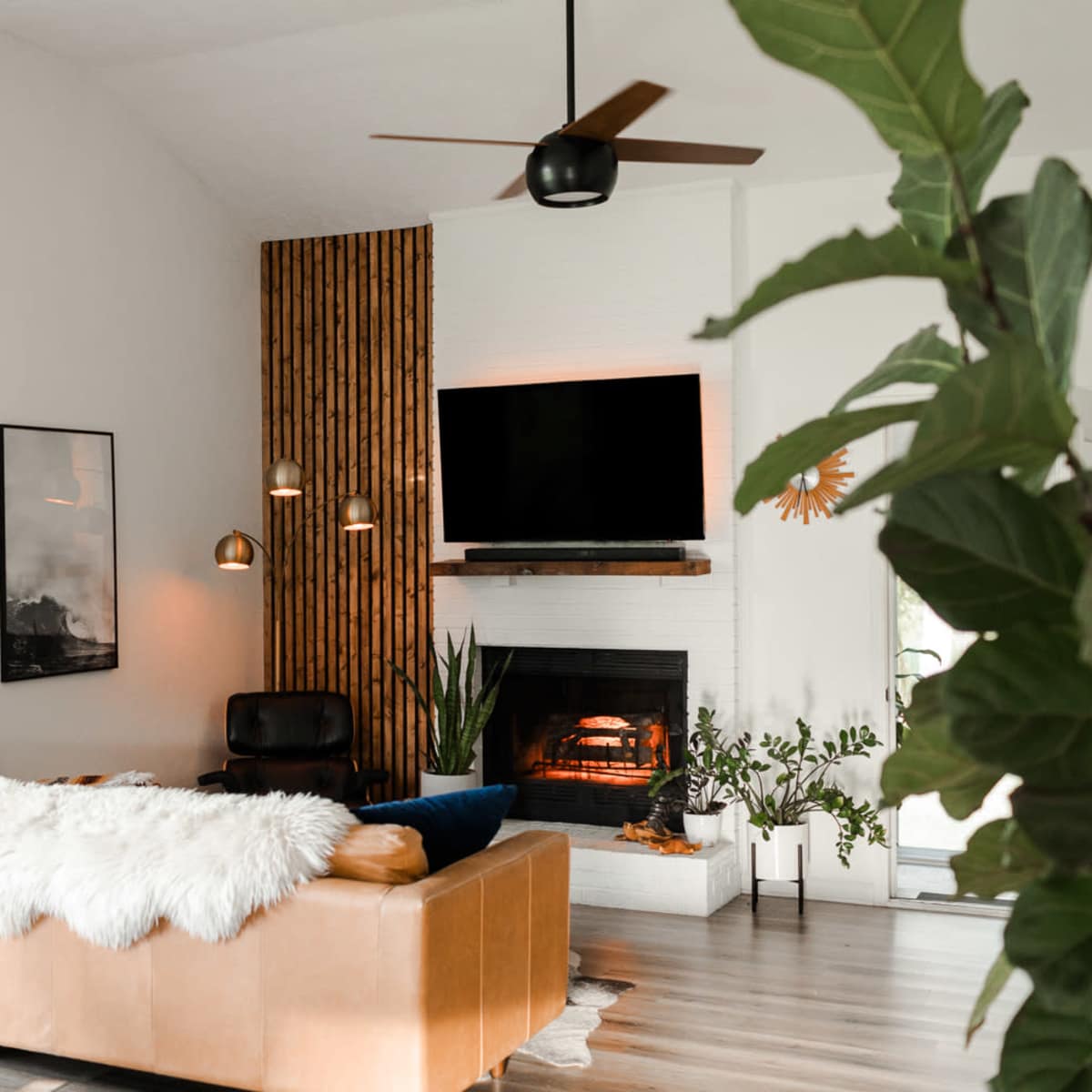Mid-Century Lake House with a Coastal Boho vibe +  Photo Studio in Mount Juliet Image in Mt. Juliet, Mount Juliet, TN