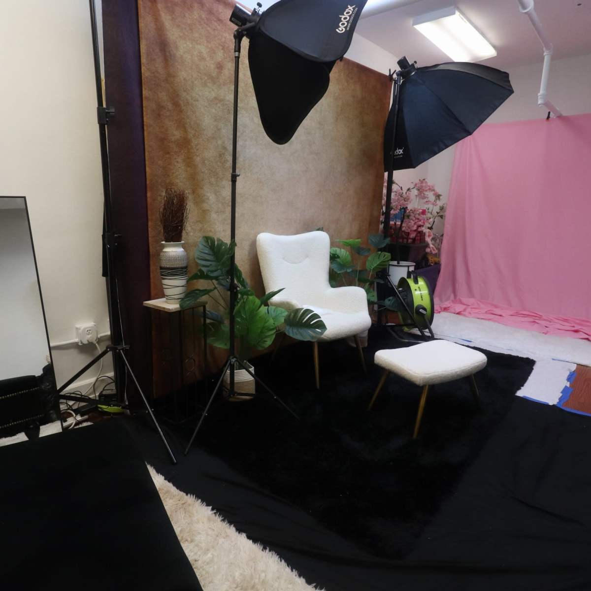 Cozy Ybor City Photography Studio in Tampa Image in Ybor City, Tampa, FL