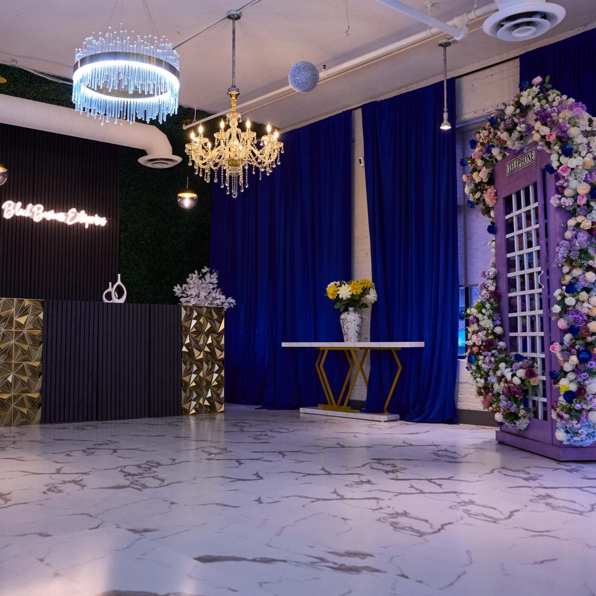 The Luxe at Harmon by BBE - Full Space in Minneapolis Image in Downtown West, Minneapolis, MN