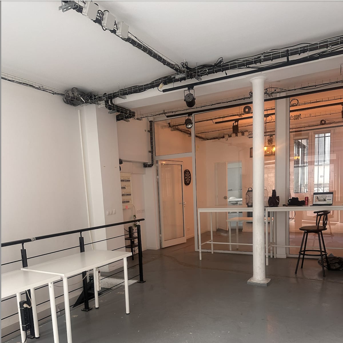Showroom ''Espace polyvalent'' 10eme paris in paris Image in St Vincent de Paul, paris, 