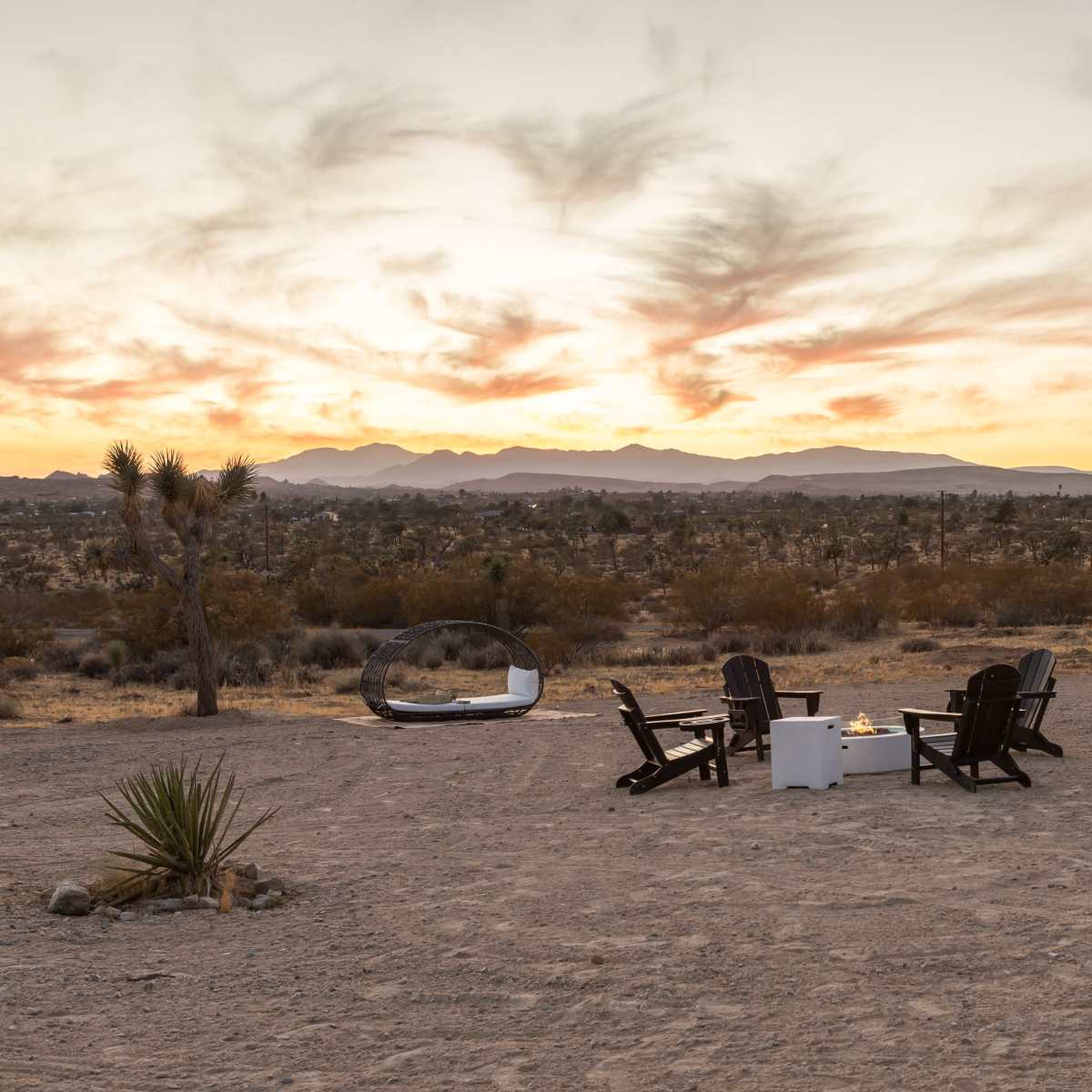 3D JT: 3D-Printed Tiny Homes w/ Spa & Pool in Yucca Valley Image in , Yucca Valley, CA