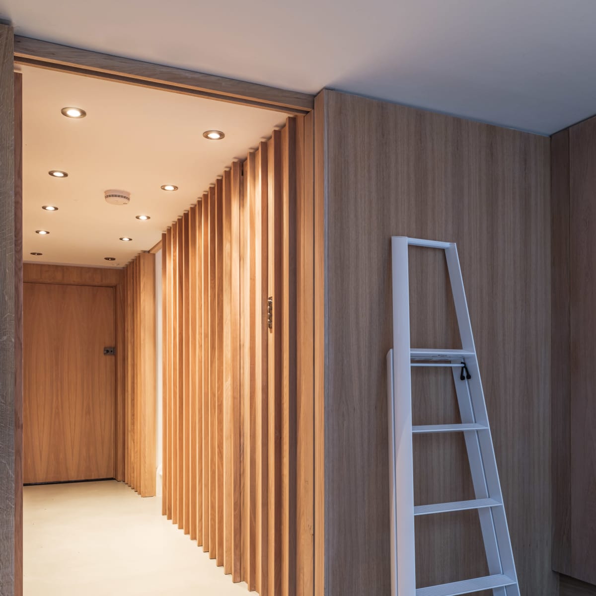 Modern and minimalist East London duplex with natural light in London Image in Haggerston, London, ENG