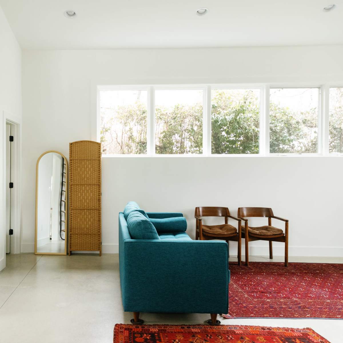 Bright White Photo Studio with Lofted Ceilings in NASHVILLE Image in East Nashville, NASHVILLE, TN