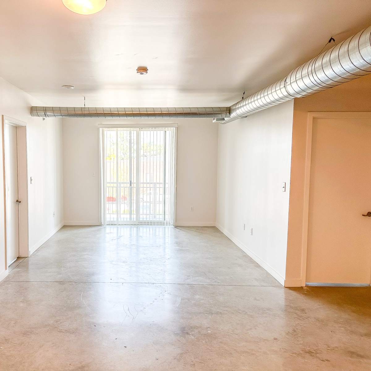 Downtown Loft with great lighting and open space, Kansas City, MO ...