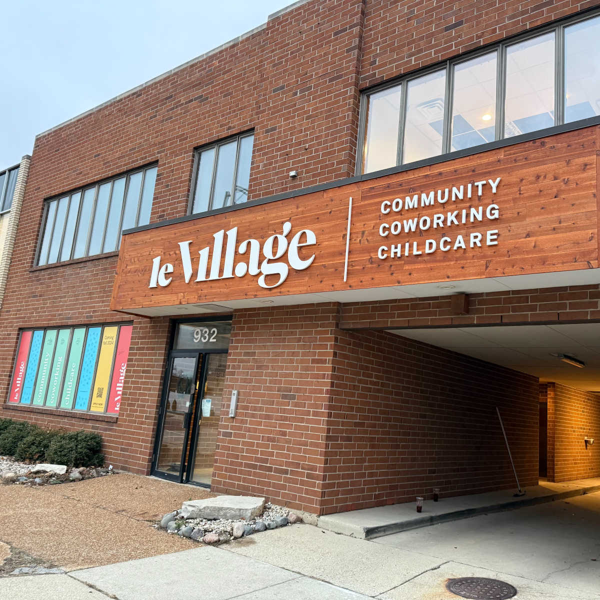 Modern Office Space with Open Floor Plan and Chic Design in Des Plaines Image in Maine Township, Des Plaines, IL