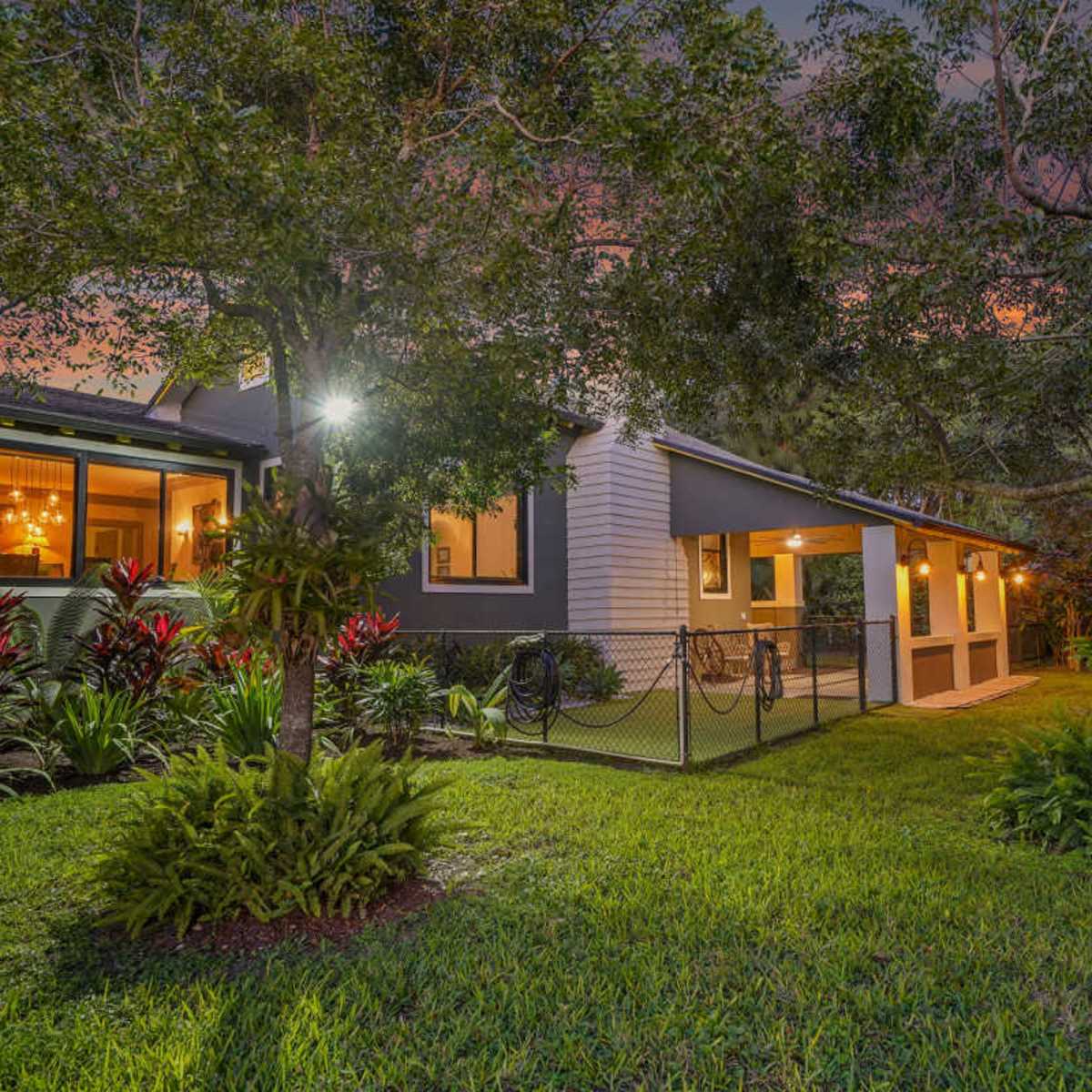 🐎 Western Ranch 🐎 in Miami Image in , Miami, FL