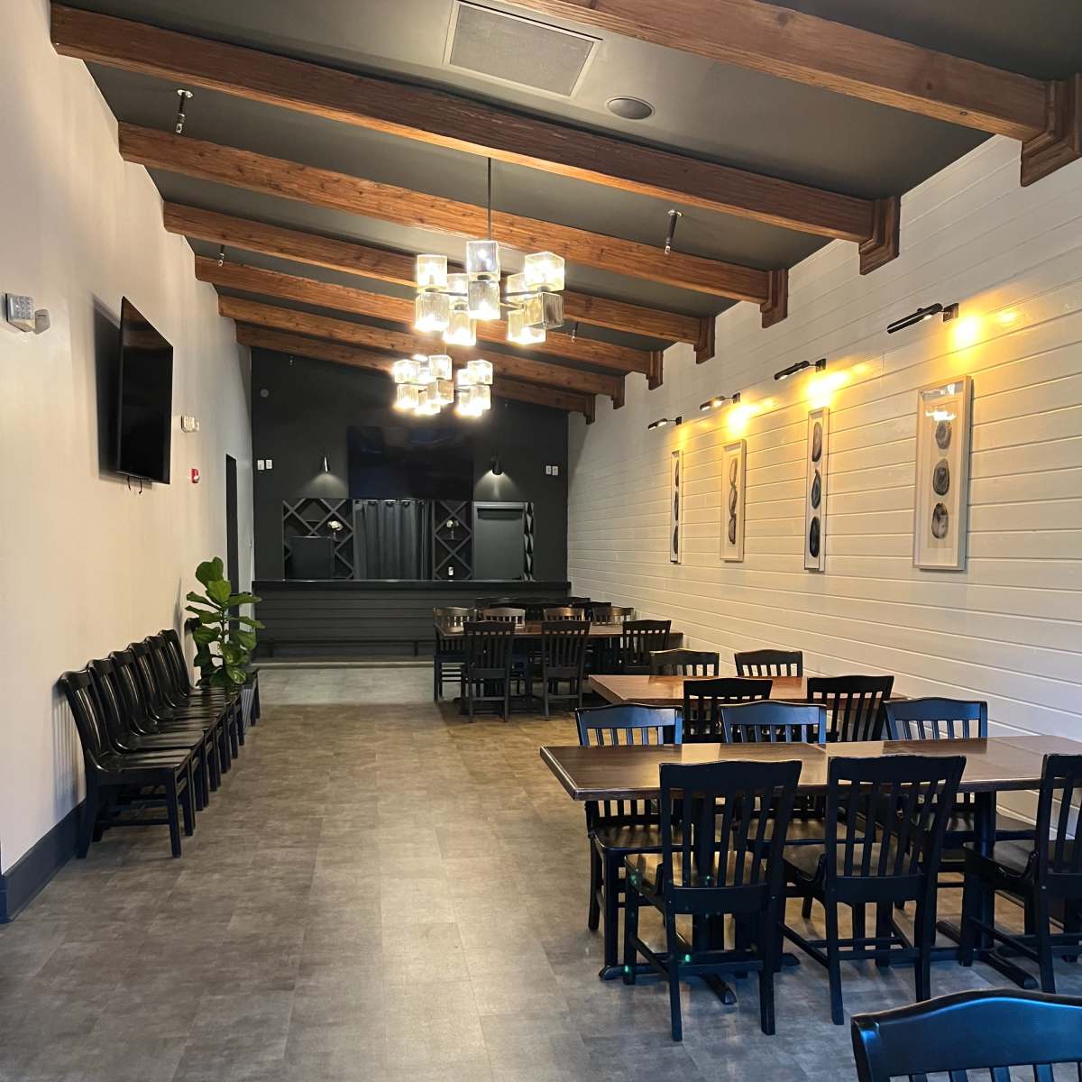 Cozy Micro-Event Venue with Indoor and Outdoor Charm in Marietta Image in , Marietta, GA