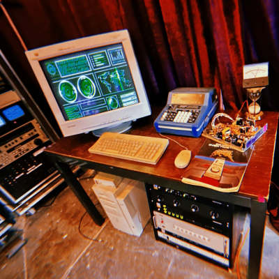 Sci-fi Cyber Tech Computer Set, Los Angeles, CA | Production | Peerspace