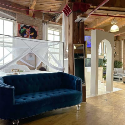 Upscale Lofts: Commercial | Lifestyle | Boudoir Studio Space, Chicago ... - Upscale Loft Spaces