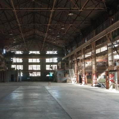 Downtown Amazing Industrial Warehouse , loft & parking lot, Rooftop ...