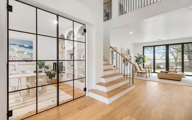 Bright, open house with lush, green backyard., AUSTIN, TX Production