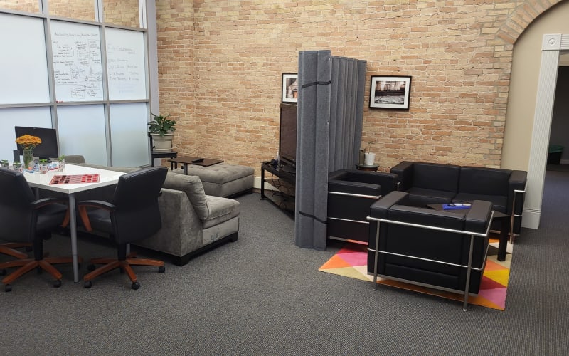 Podcast Studio Rental, Elgin, IL Production Peerspace