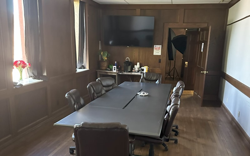 Conference room Coworking Downtown Office Space (public, dedicated