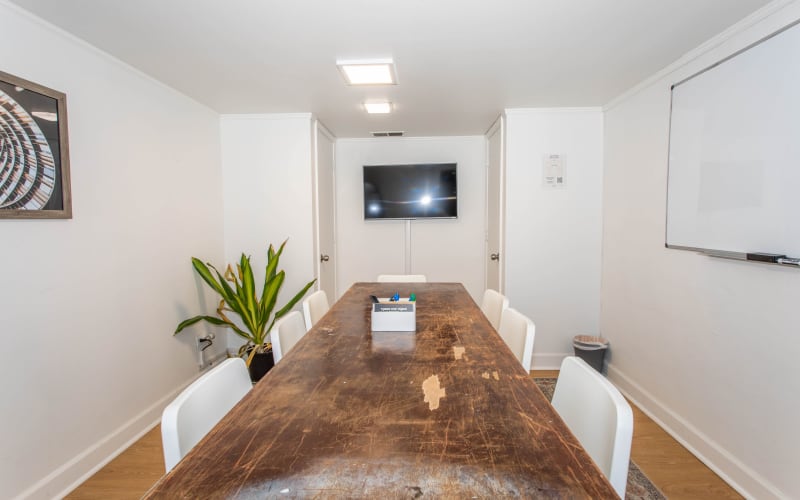 The Flatiron 8 Person Meeting Space in Nashville, Nashville, TN OffSite Peerspace