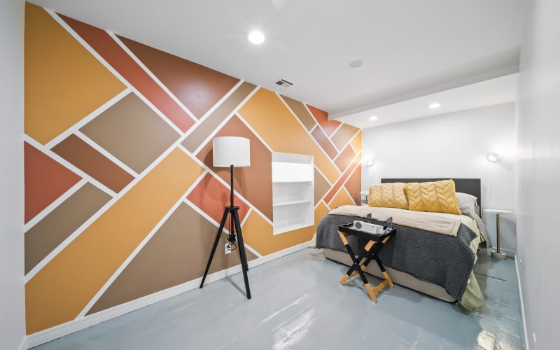 Artistic and Modern Cherry Street Apartment, Tulsa, OK Production