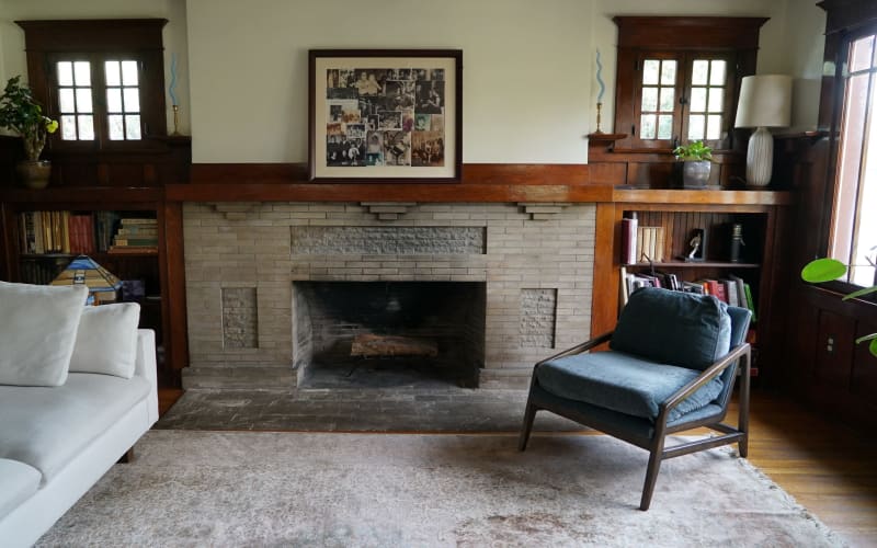 1911 Historic Craftsman with Original Woodwork and Fireplace, Los
