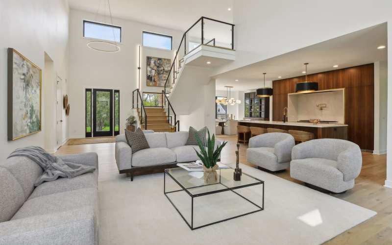 Parkwood Knolls Contemporary, Luxury Home with 20ft Ceilings, Edina