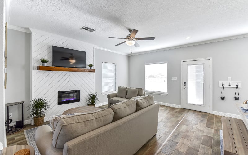 Colorado River Front House, Sunset Views, Private Fishing Pier, Matagorda, TX OffSite Peerspace