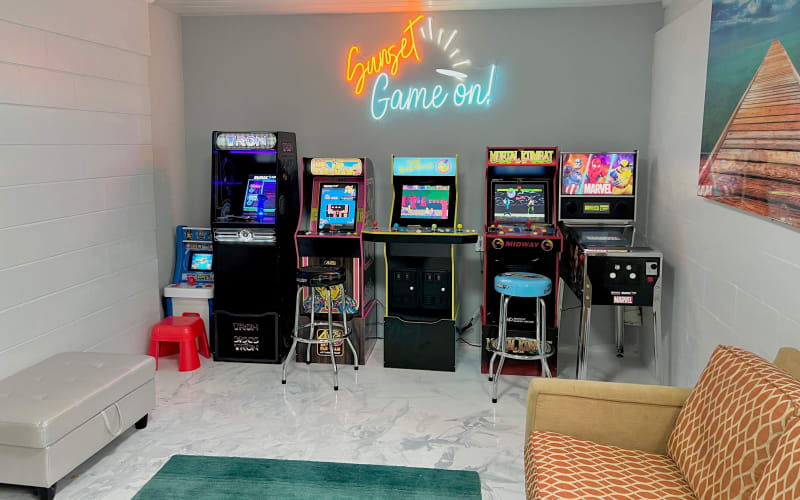 “Sunset Oasis” Pool Home, Temple Terrace, FL Event Peerspace