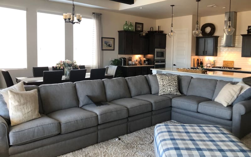 Airy, Natural Light Filled Space, Rio Rancho, NM Production Peerspace